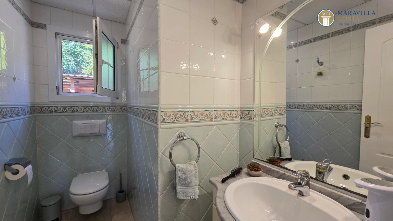 Well-maintained, well-equipped villa for sale in Jáve.