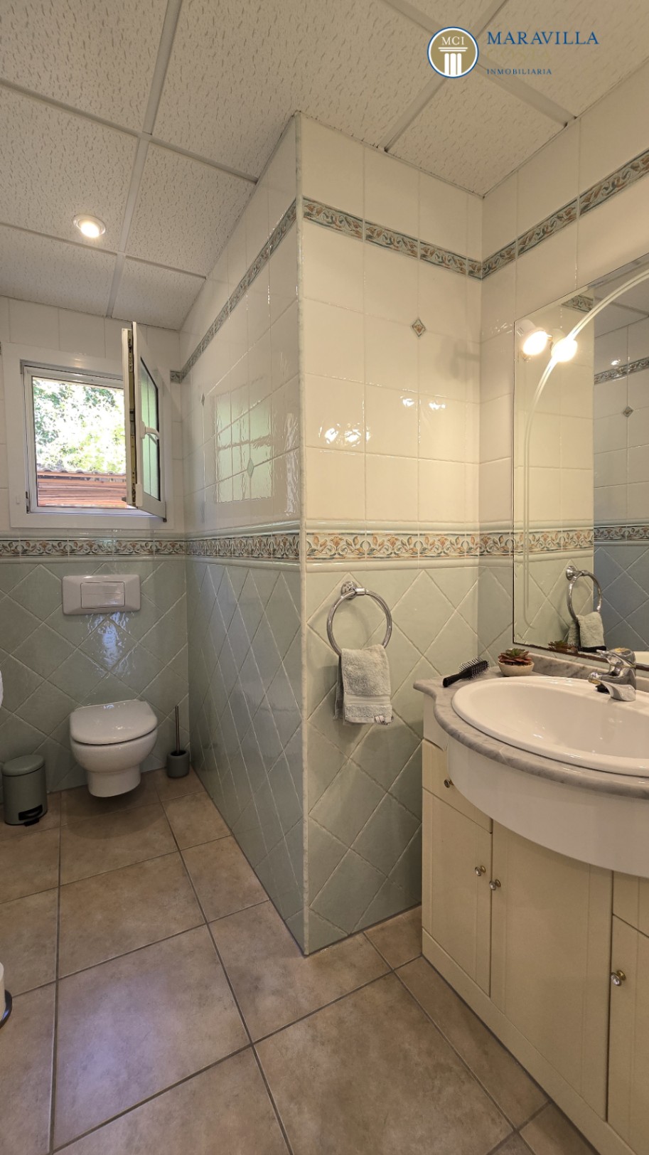 Well-maintained, well-equipped villa for sale in Jáve.