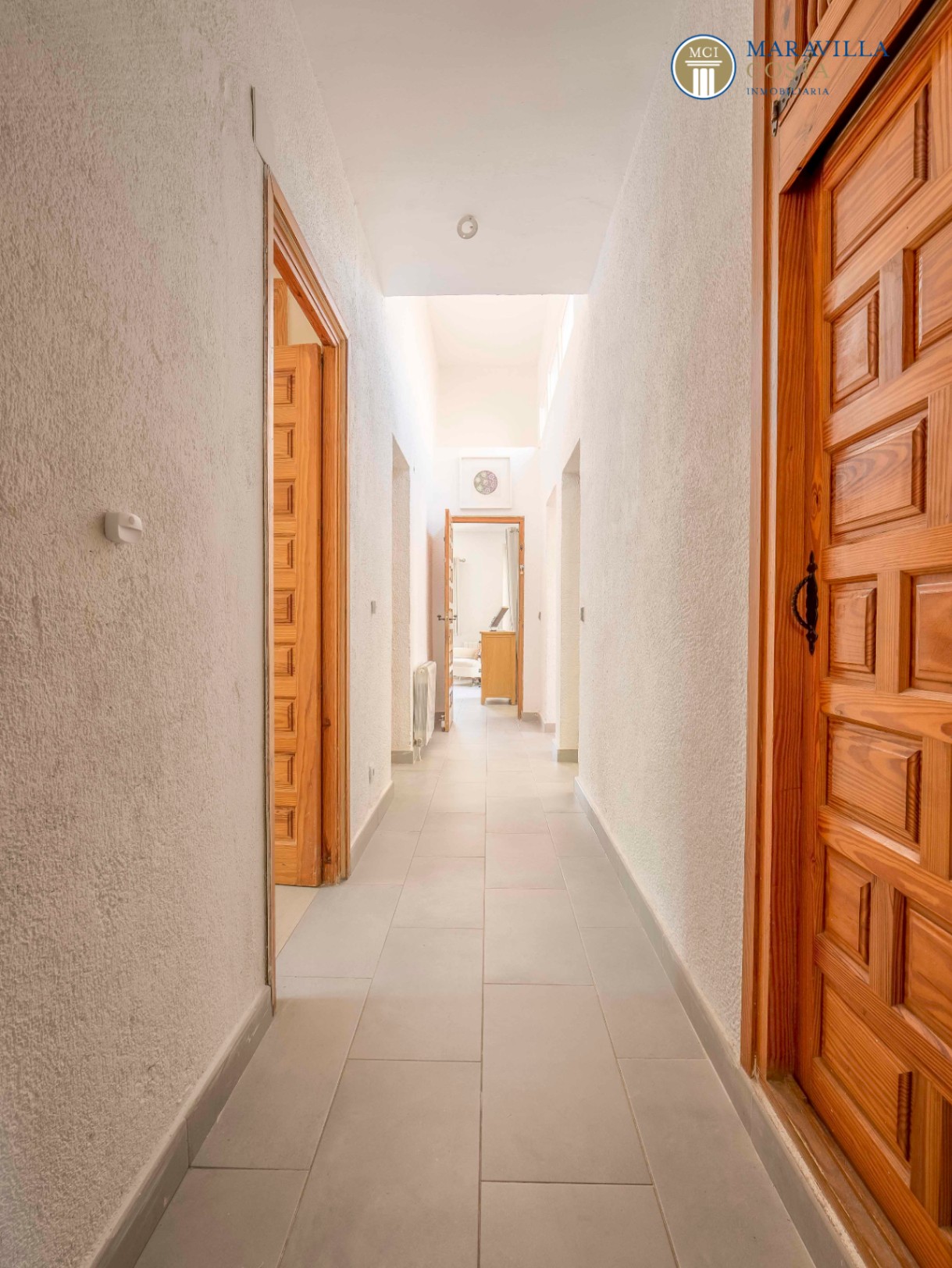 Sunny villa with pleasant living comfort