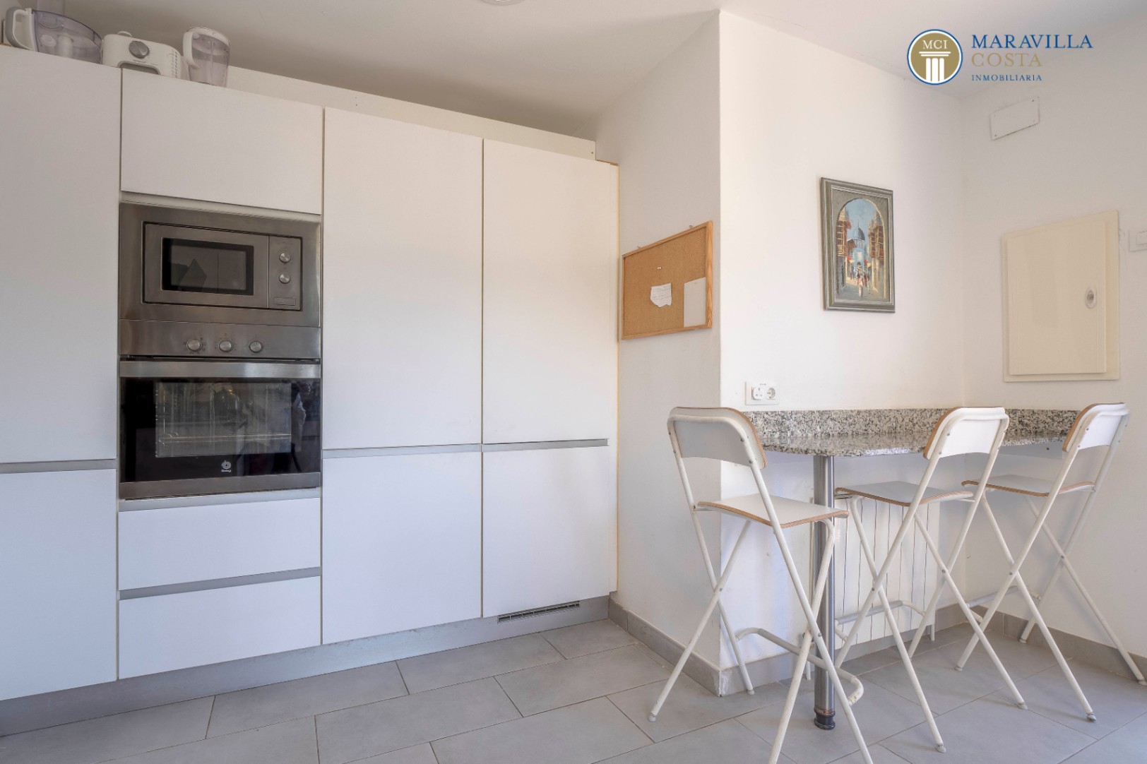 Sunny villa with pleasant living comfort