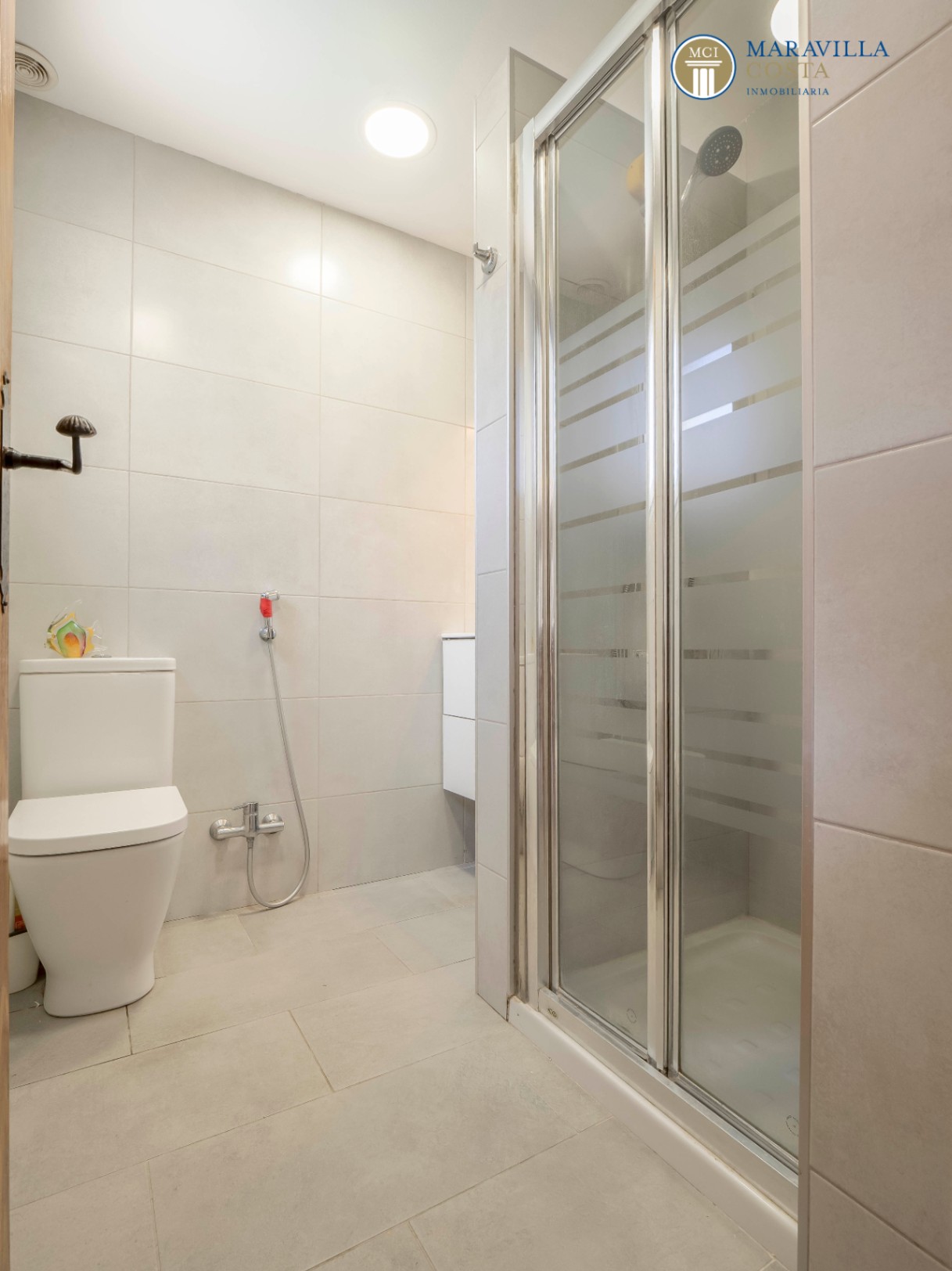 Sunny villa with pleasant living comfort
