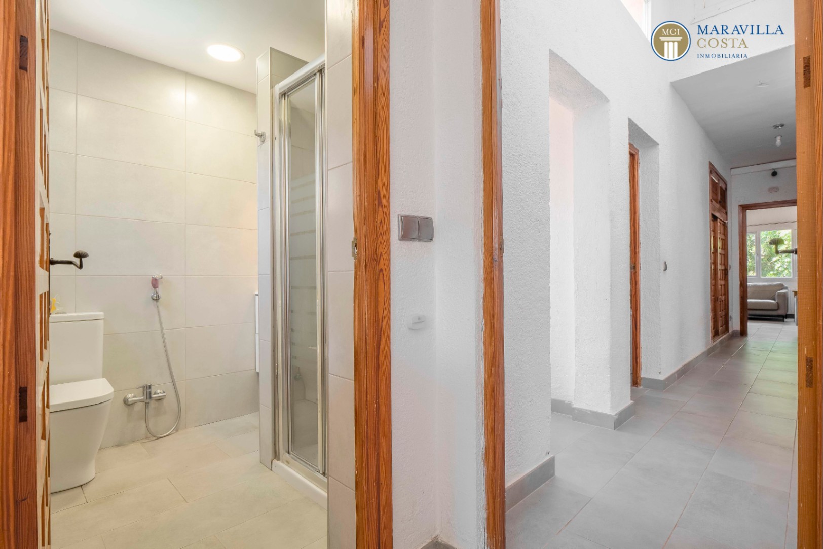Sunny villa with pleasant living comfort